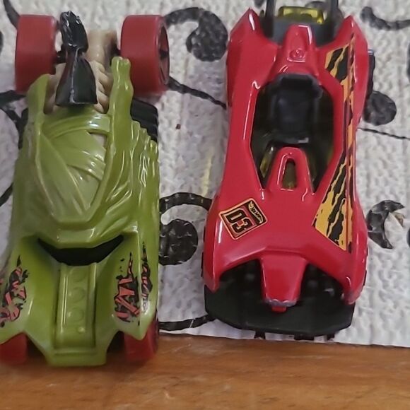 Hot Wheels Bundle - Picture 3 of 8